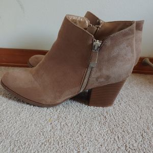 Light brown booties